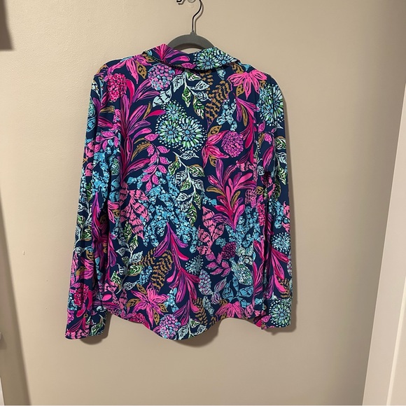 Lilly Pulitzer Chilly Lilly Marlena Blouse - Picture 3 of 4